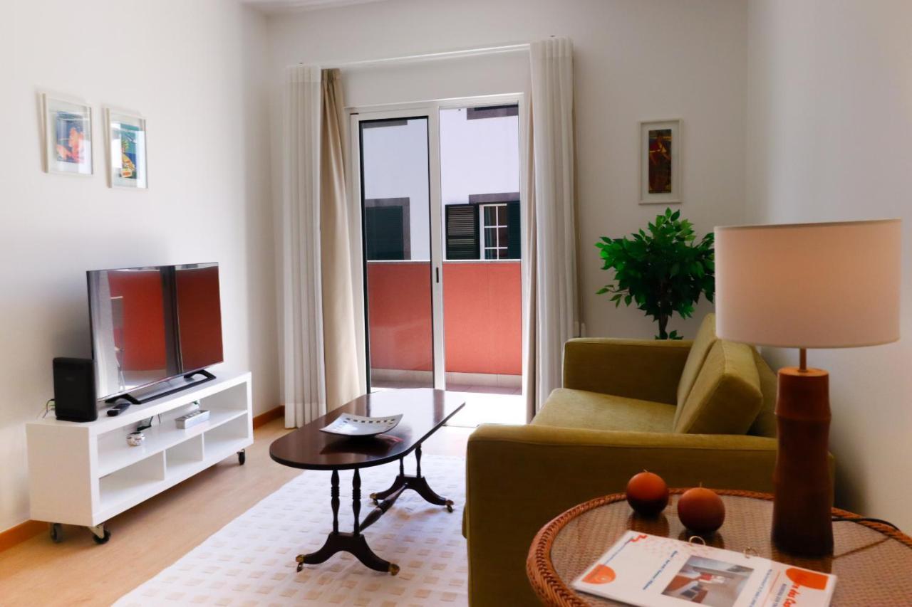 Ribeira Das Casas Apartments By Madeira Sun Travel フンシャル エクステリア 写真