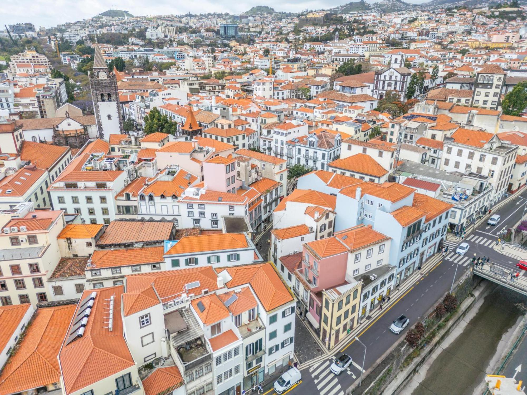 Ribeira Das Casas Apartments By Madeira Sun Travel フンシャル エクステリア 写真