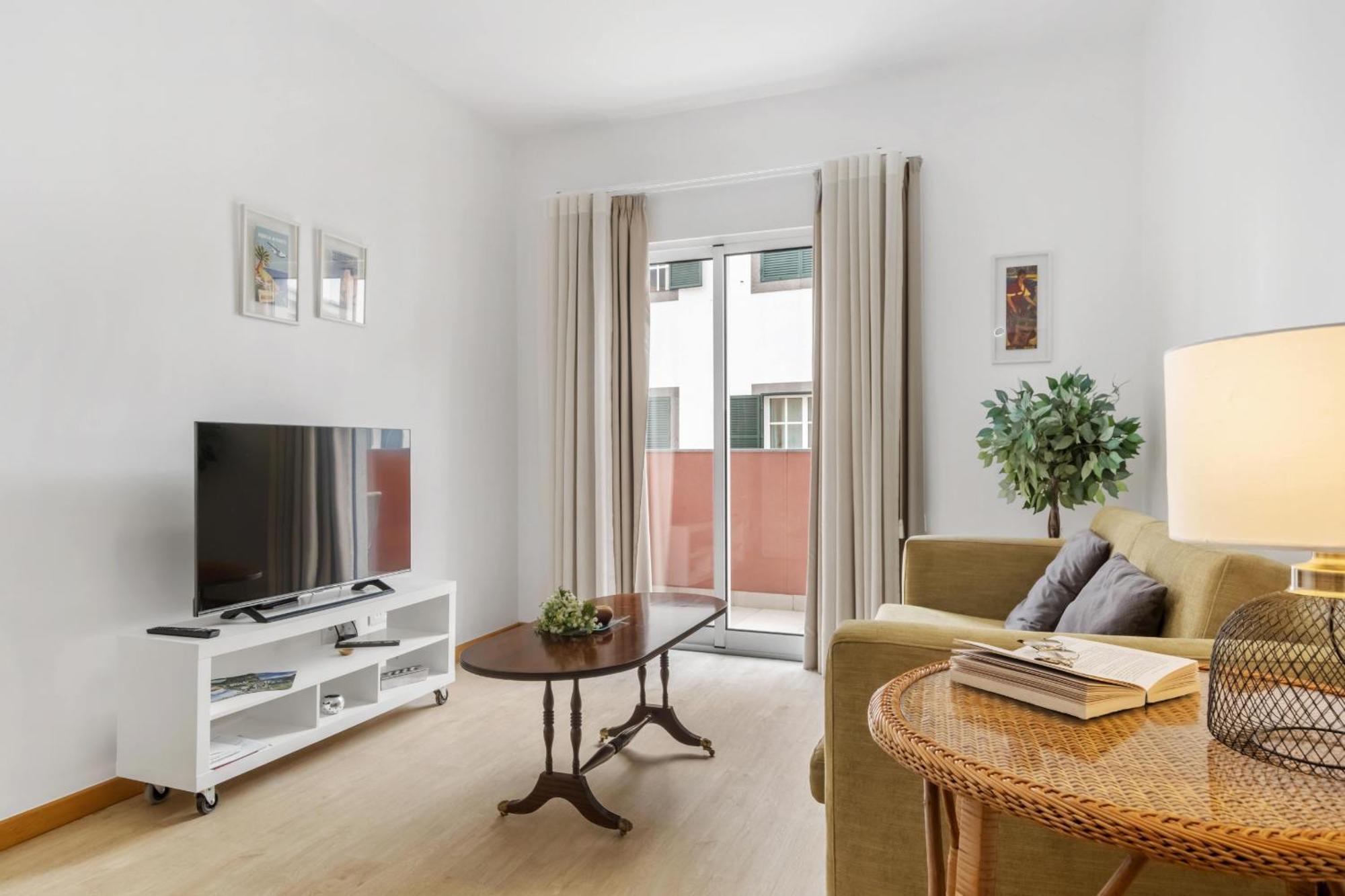 Ribeira Das Casas Apartments By Madeira Sun Travel フンシャル エクステリア 写真